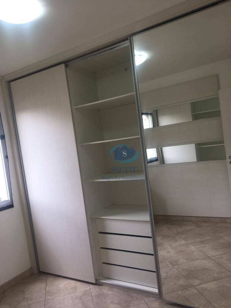 Apartamento à venda com 3 quartos, 66m² - Foto 5