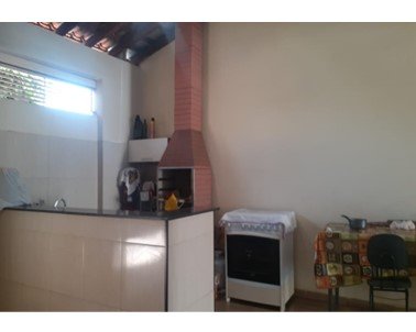 Casa à venda com 2 quartos, 180m² - Foto 2