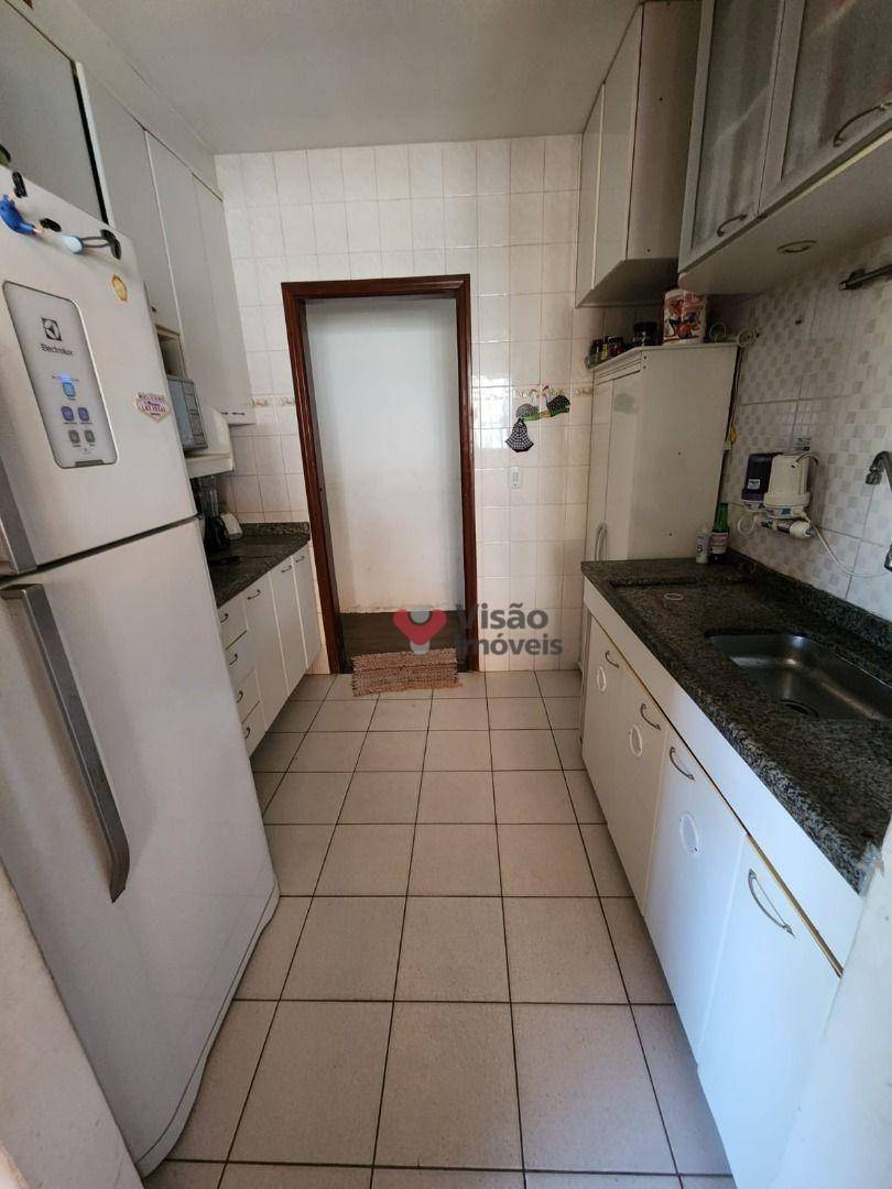 Casa à venda com 3 quartos, 161m² - Foto 4