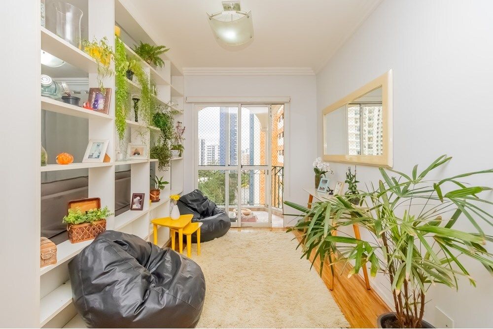 Apartamento à venda com 2 quartos, 75m² - Foto 1