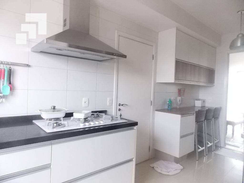 Apartamento à venda com 3 quartos, 187m² - Foto 10