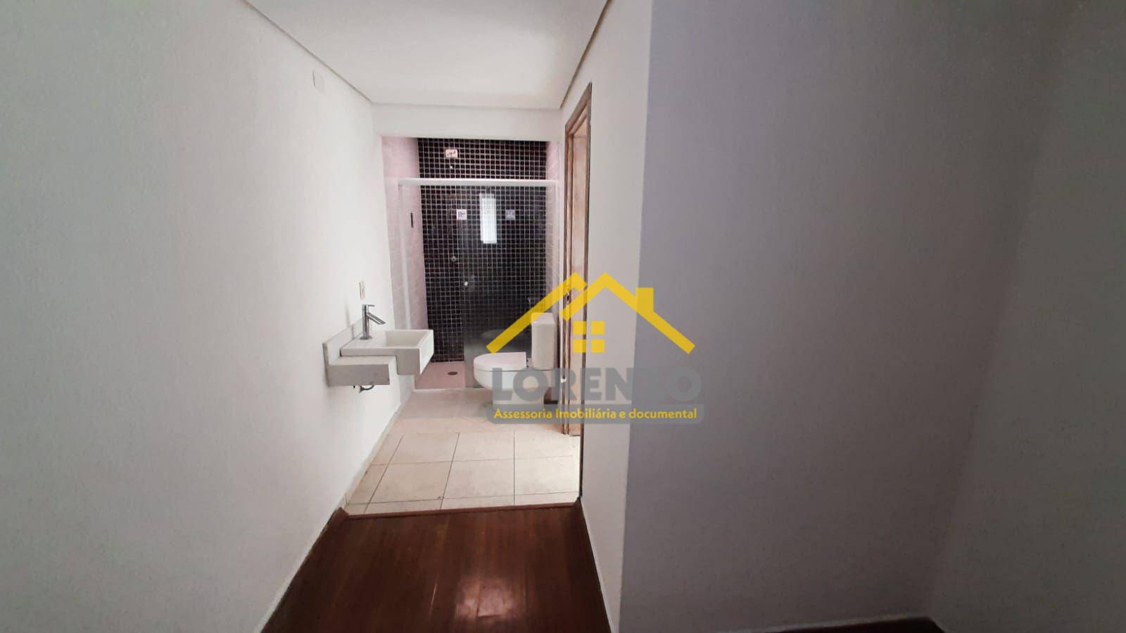 Sobrado à venda com 5 quartos, 330m² - Foto 44