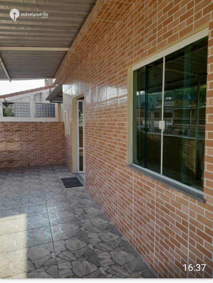 Casa à venda com 2 quartos, 120m² - Foto 5