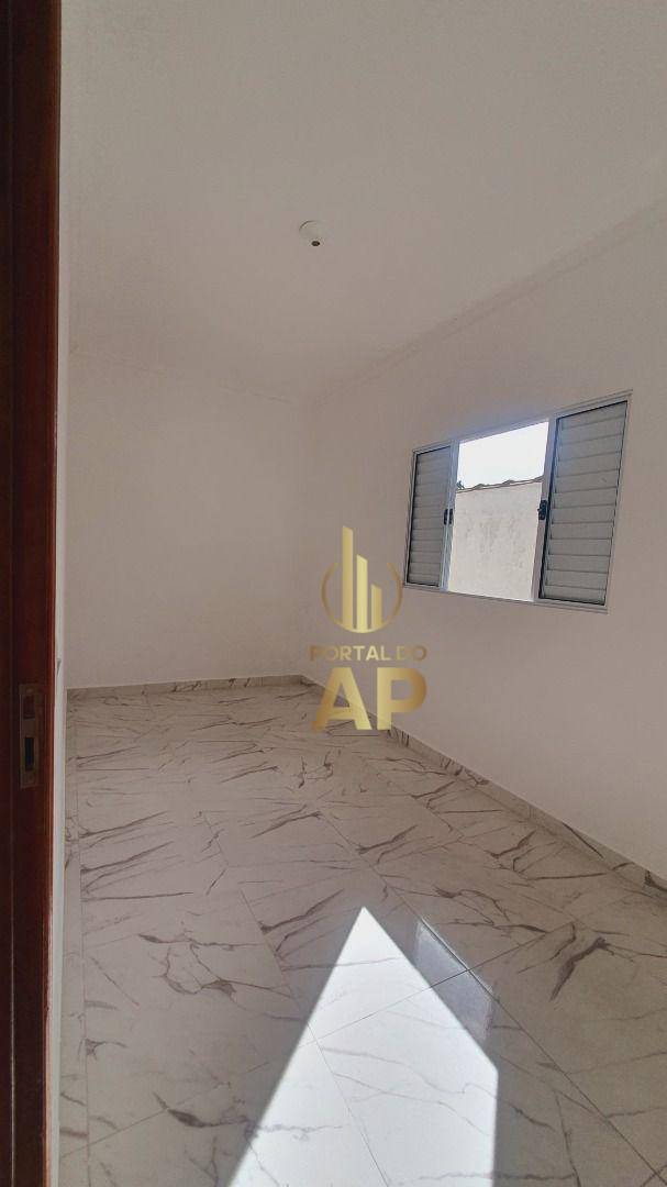 Casa à venda com 2 quartos, 198m² - Foto 11