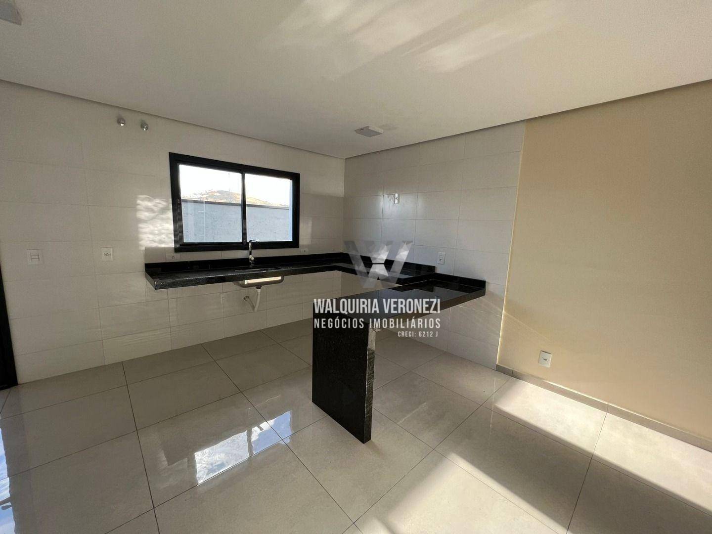 Casa à venda com 3 quartos, 105m² - Foto 3