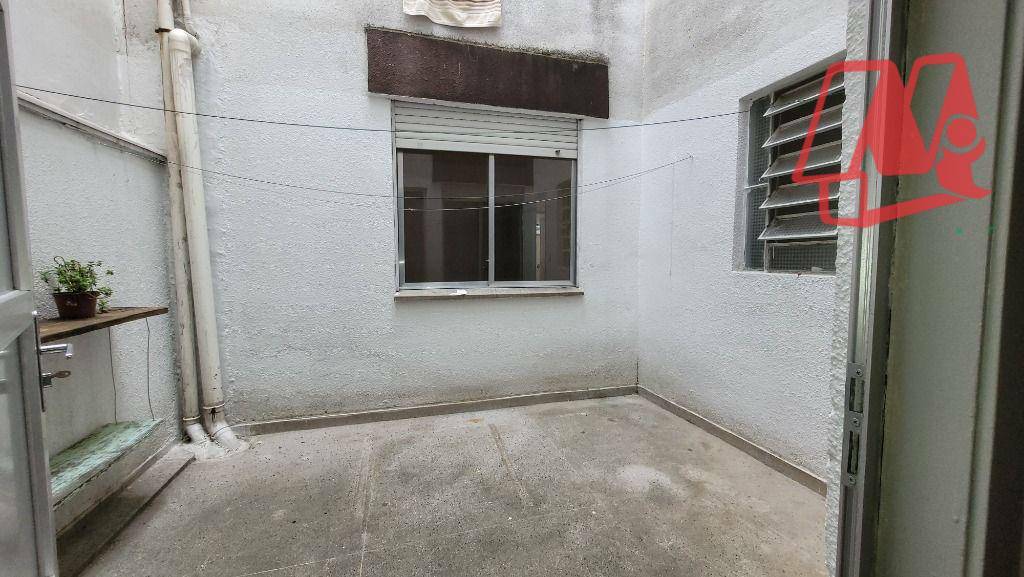 Apartamento para alugar com 2 quartos, 50m² - Foto 4