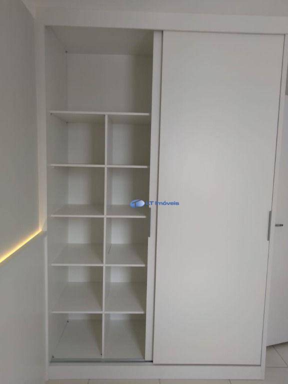 Apartamento para alugar com 2 quartos, 45m² - Foto 13