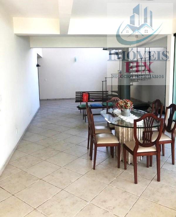 Casa à venda com 3 quartos, 291m² - Foto 19