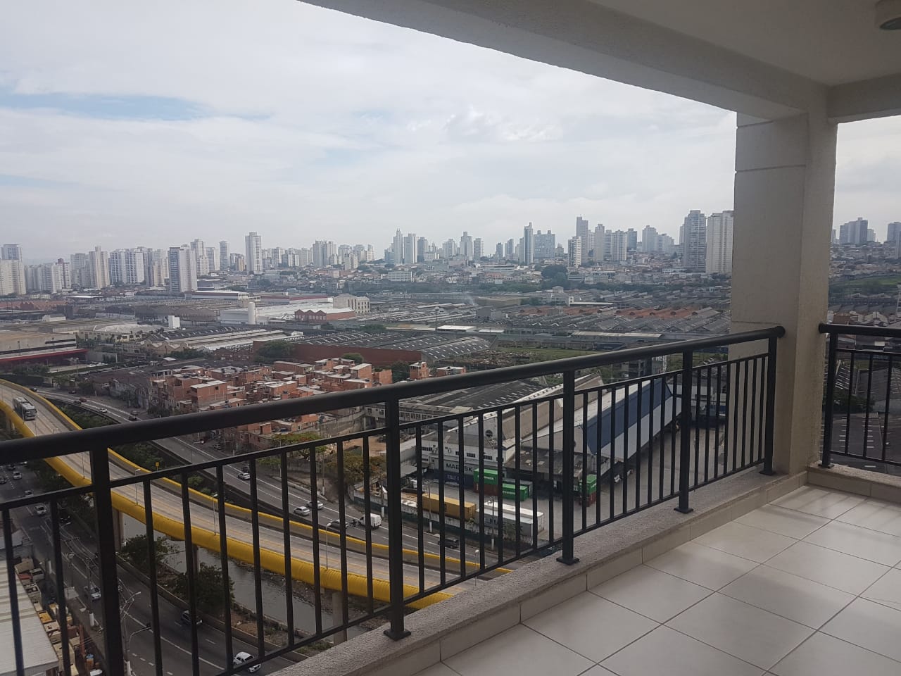 Apartamento à venda com 2 quartos, 68m² - Foto 1