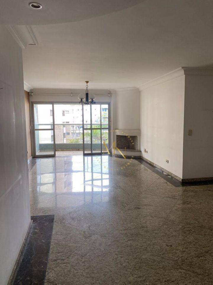 Apartamento à venda com 3 quartos, 134m² - Foto 2