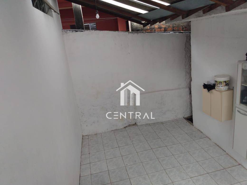 Casa à venda com 2 quartos, 300m² - Foto 5