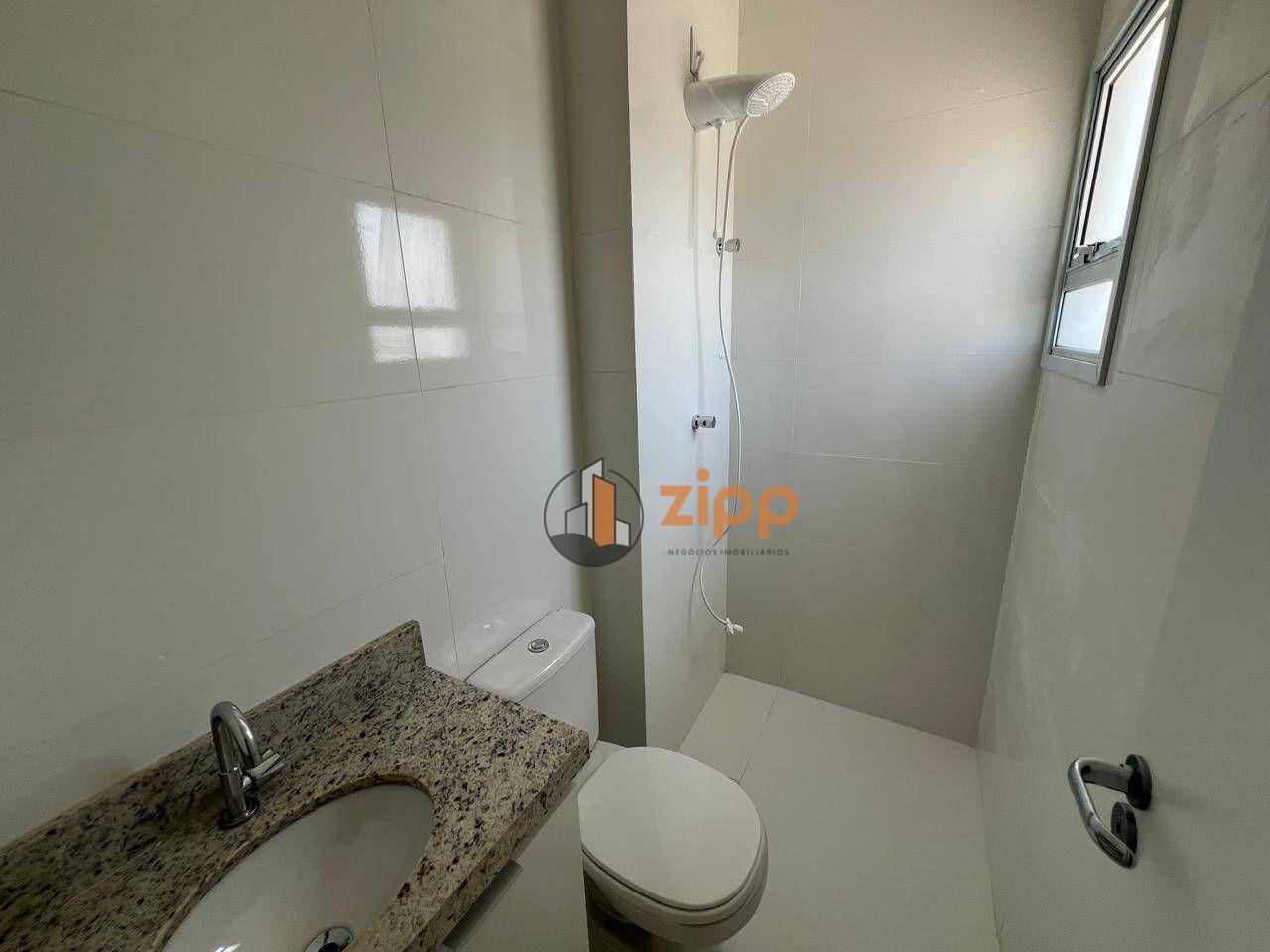 Apartamento para alugar com 2 quartos, 65m² - Foto 14