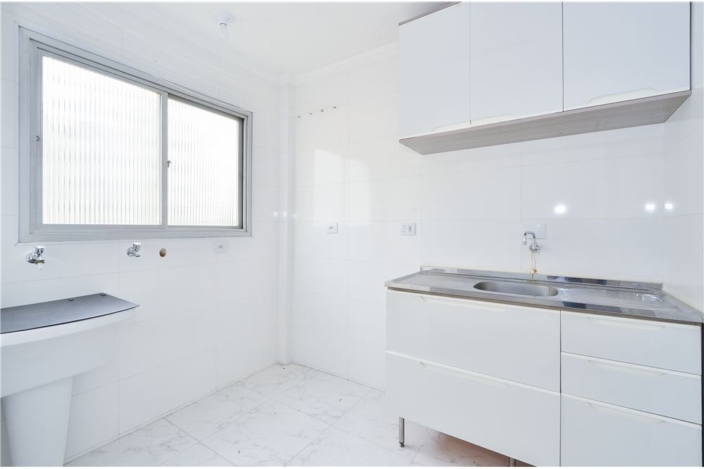 Apartamento à venda com 1 quarto, 37m² - Foto 1