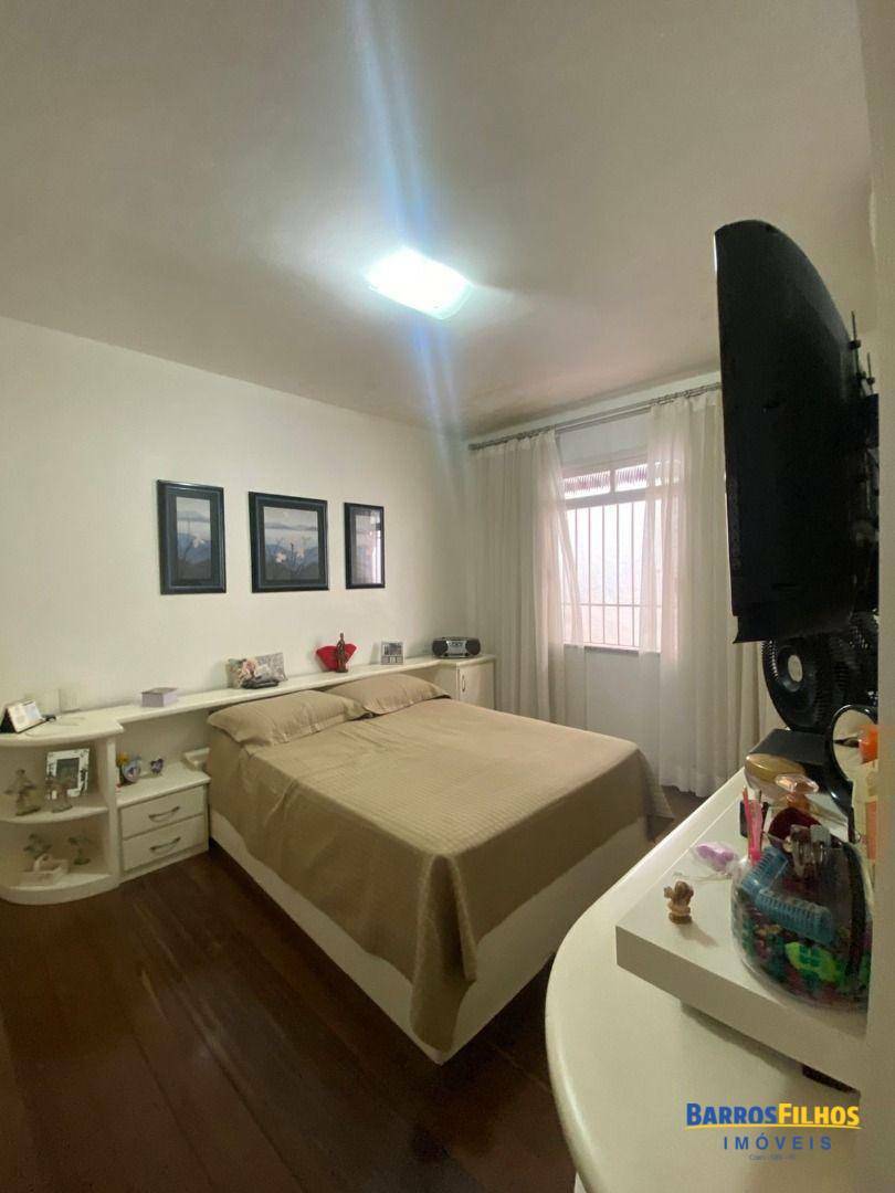 Casa à venda com 3 quartos, 210M2 - Foto 6