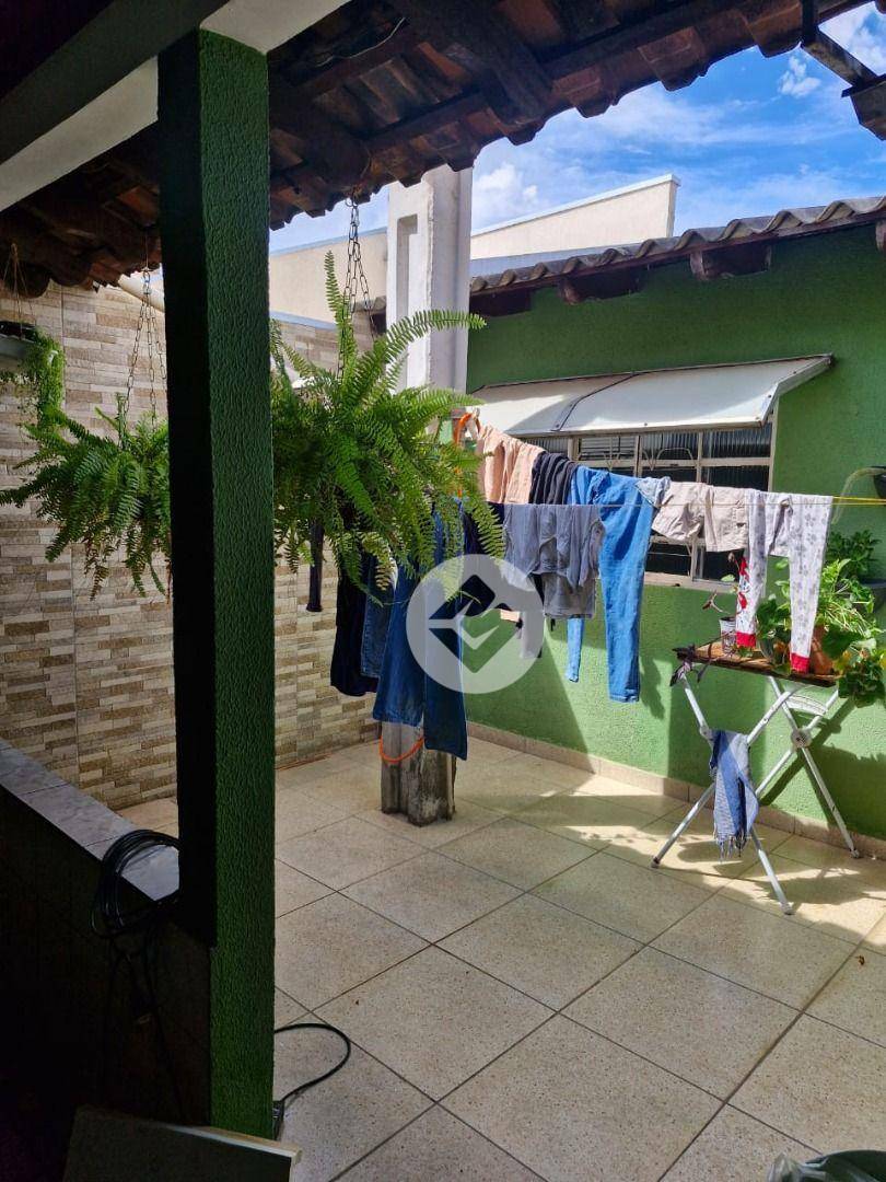 Casa à venda com 3 quartos, 144m² - Foto 6