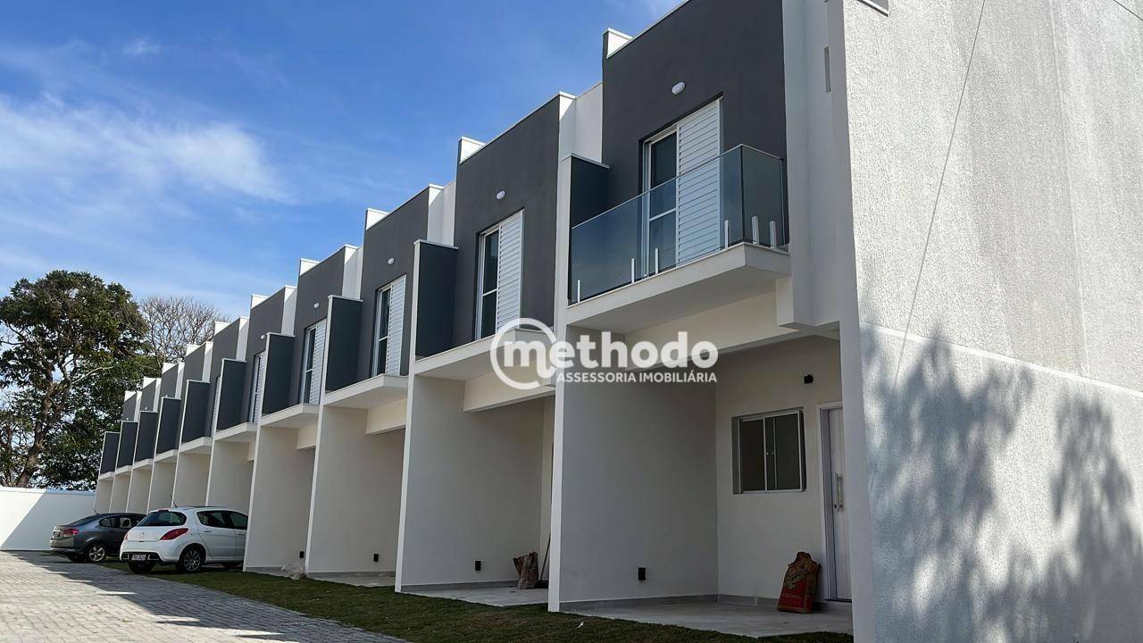 Casa à venda com 2 quartos, 76m² - Foto 2