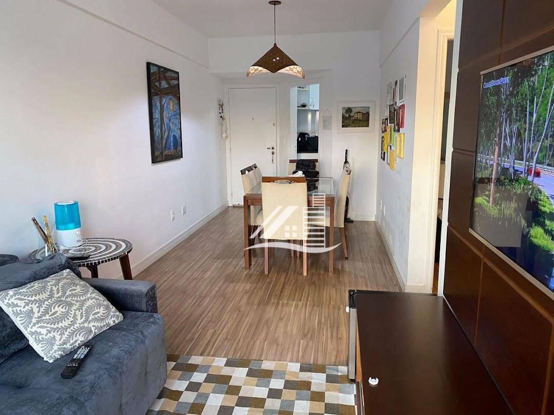 Apartamento à venda com 2 quartos, 70m² - Foto 3