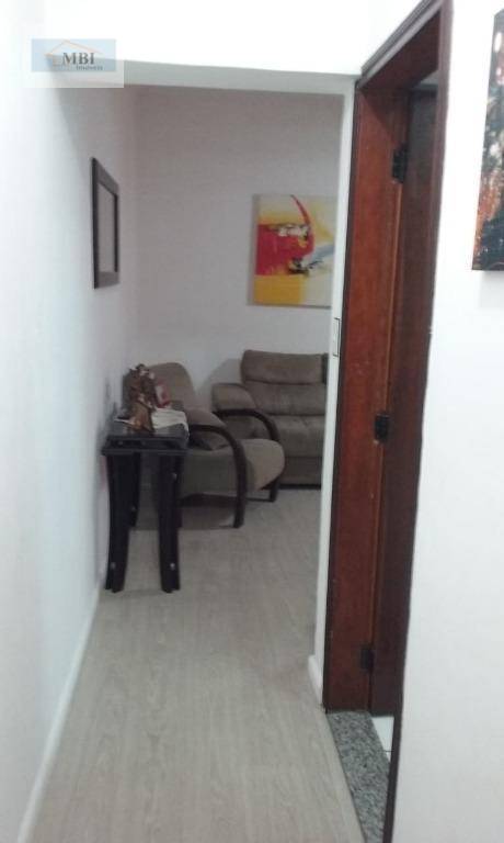 Apartamento à venda com 2 quartos, 70m² - Foto 28