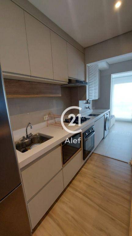 Apartamento à venda com 2 quartos, 62m² - Foto 2