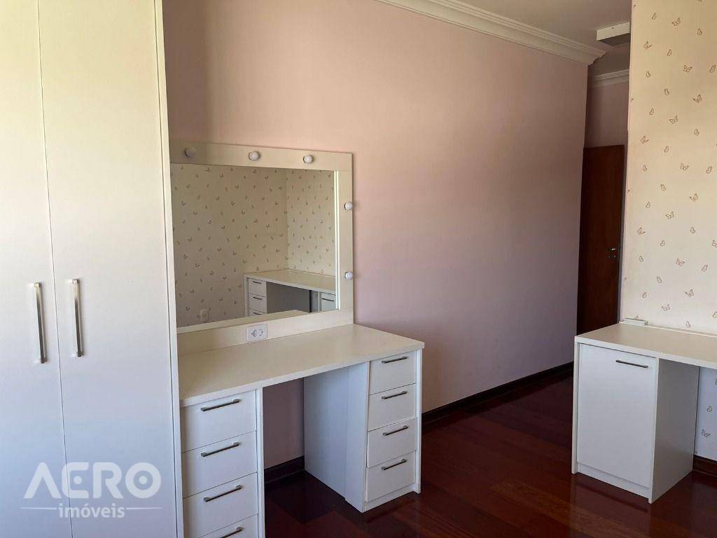 Sobrado para alugar com 3 quartos, 460m² - Foto 6