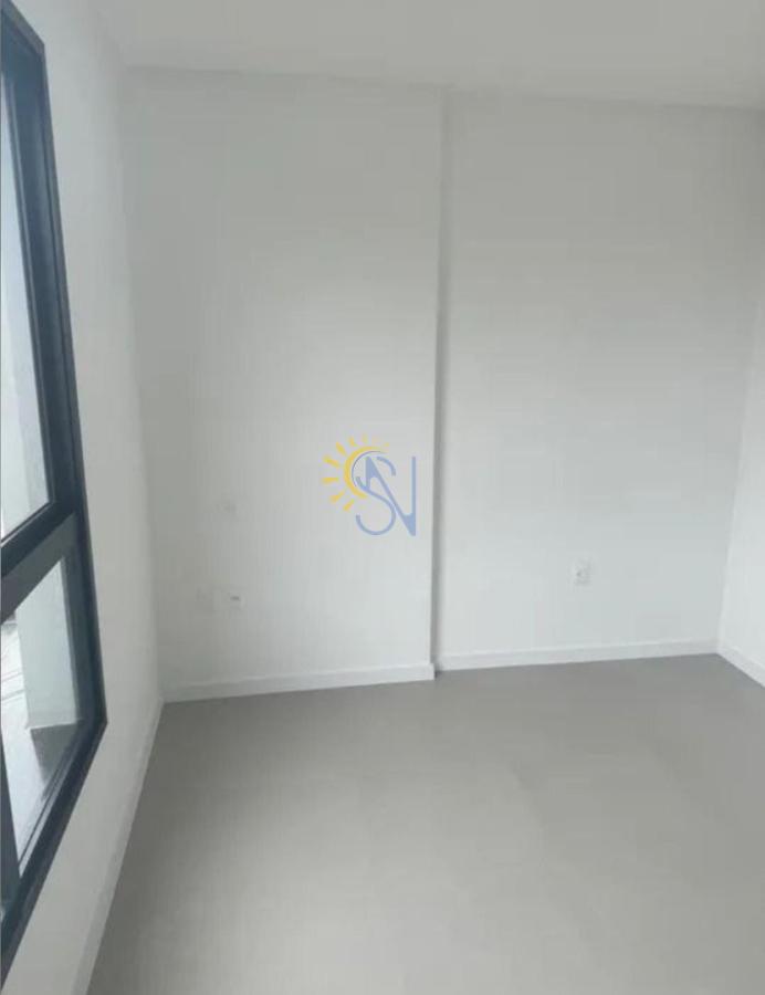 Apartamento à venda com 2 quartos, 62m² - Foto 5