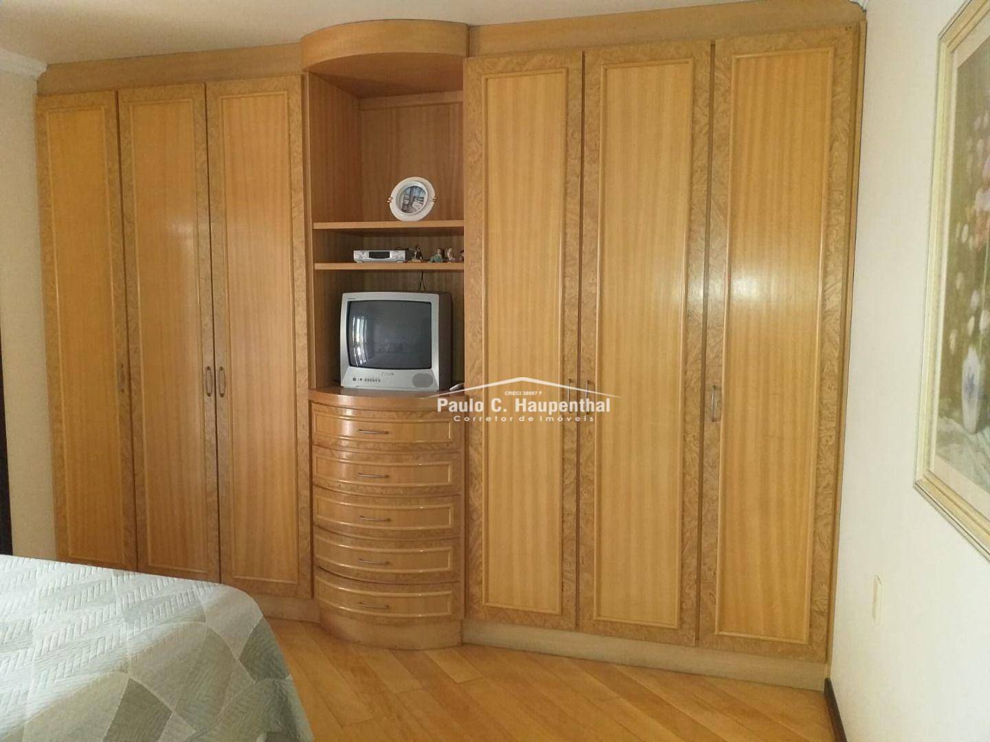 Casa à venda com 3 quartos, 220m² - Foto 5