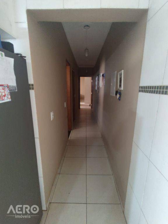 Casa à venda com 2 quartos, 135m² - Foto 9