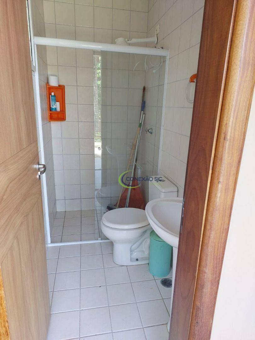 Sobrado à venda com 3 quartos, 200m² - Foto 17