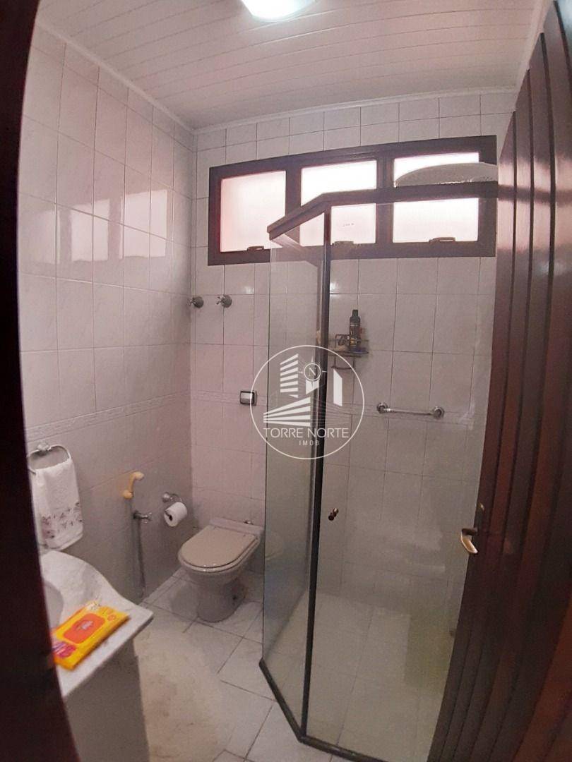 Casa à venda com 3 quartos, 380m² - Foto 13