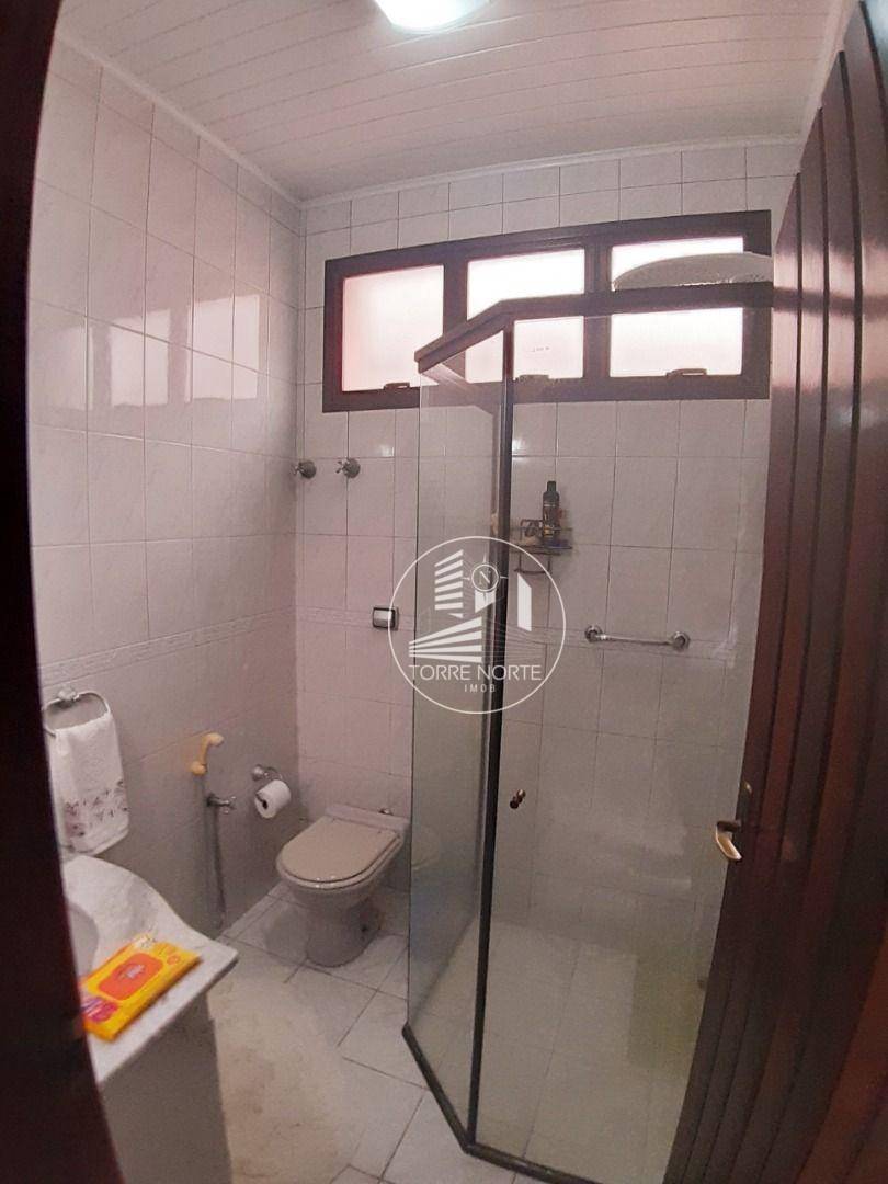 Casa à venda com 3 quartos, 380m² - Foto 13