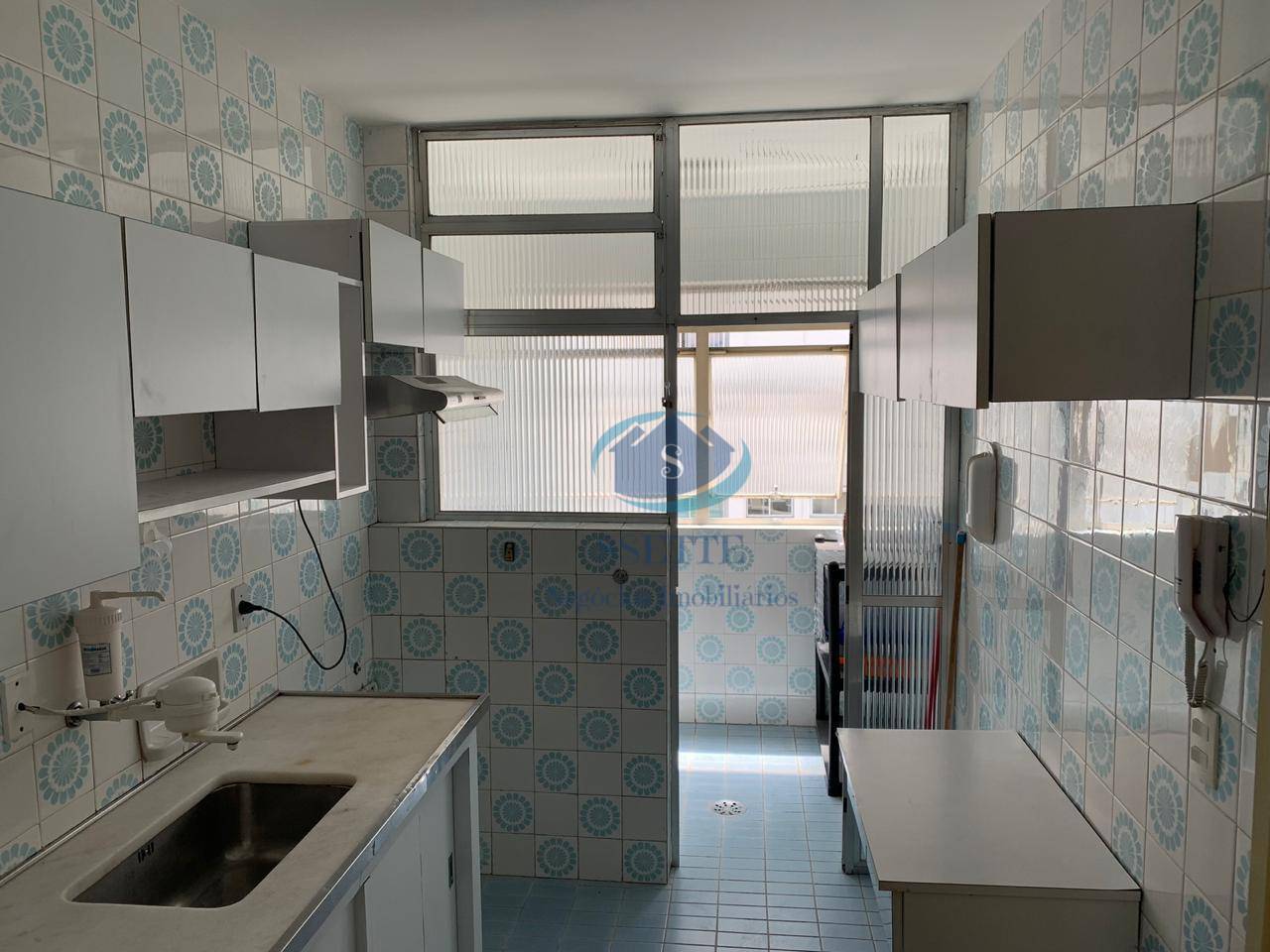 Apartamento à venda com 2 quartos, 60m² - Foto 8