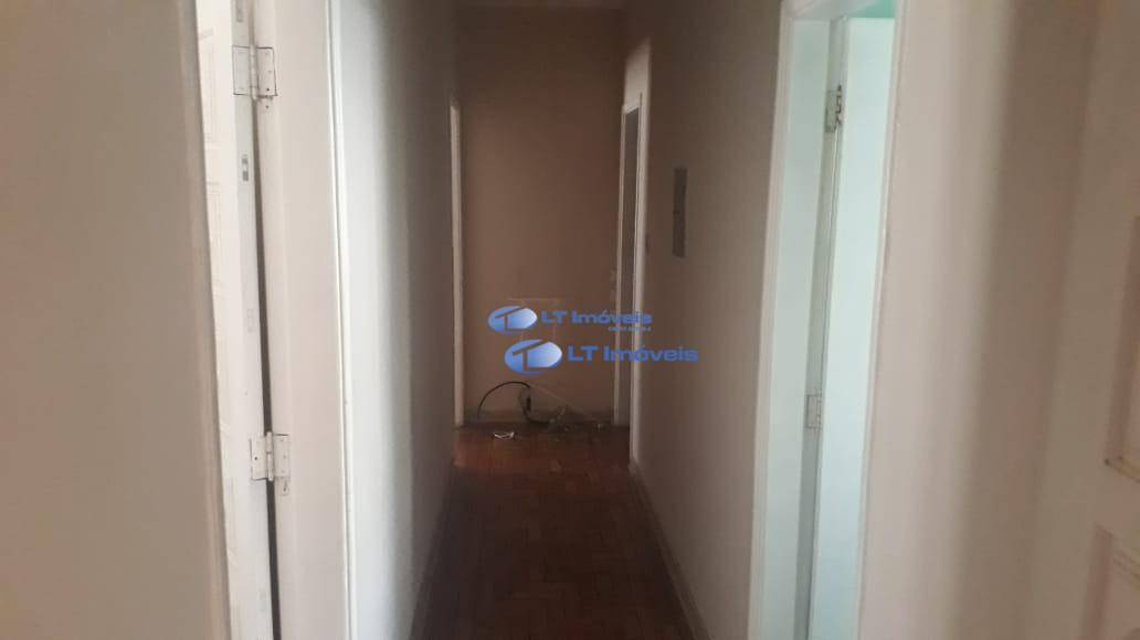 Casa à venda e aluguel com 3 quartos, 250m² - Foto 11