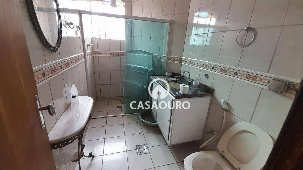 Casa à venda com 3 quartos, 187m² - Foto 10