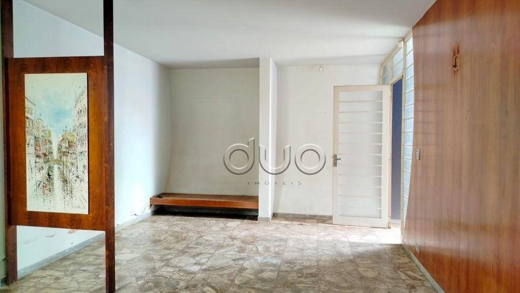 Casa para alugar com 5 quartos, 325m² - Foto 4