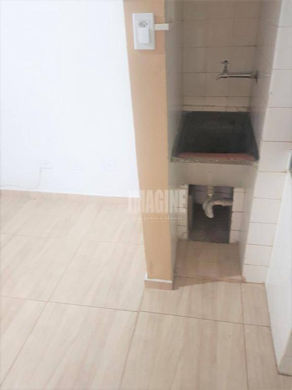 Apartamento à venda com 2 quartos, 41m² - Foto 7