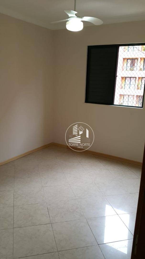 Apartamento à venda com 3 quartos, 65m² - Foto 8