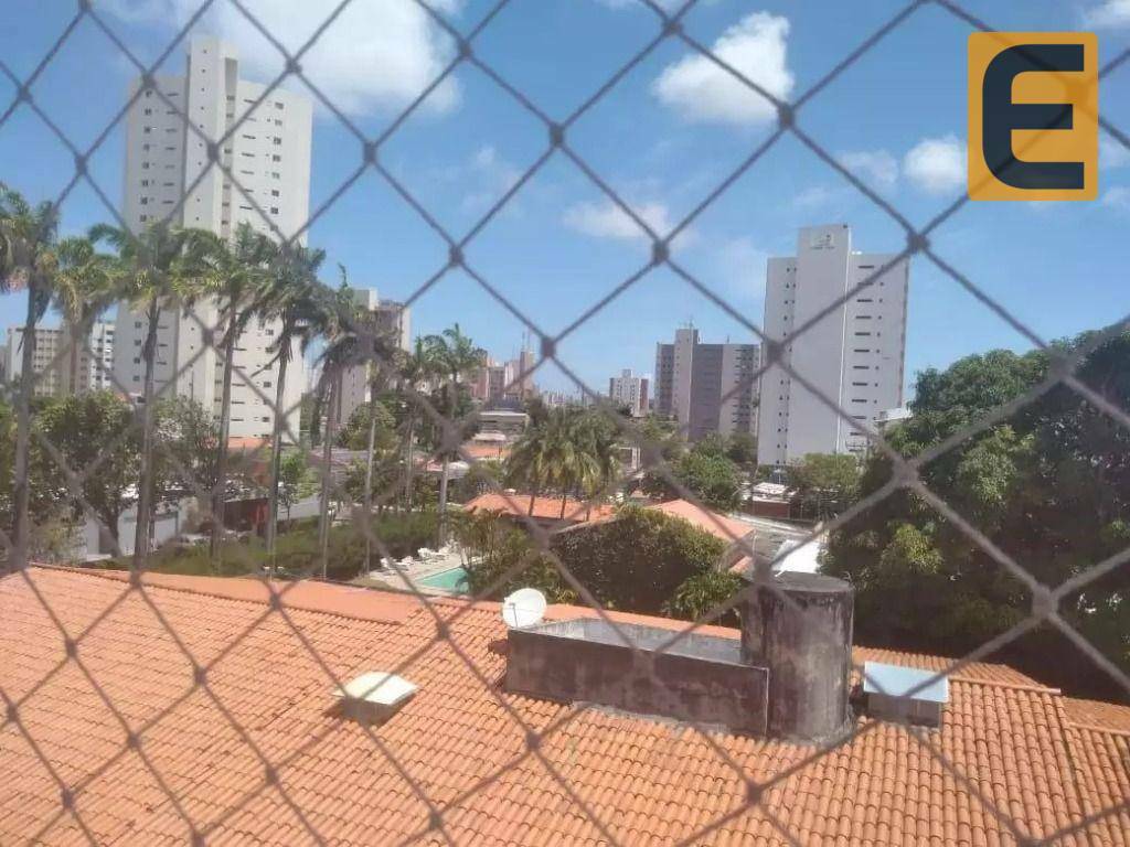 Apartamento à venda com 3 quartos, 86m² - Foto 4