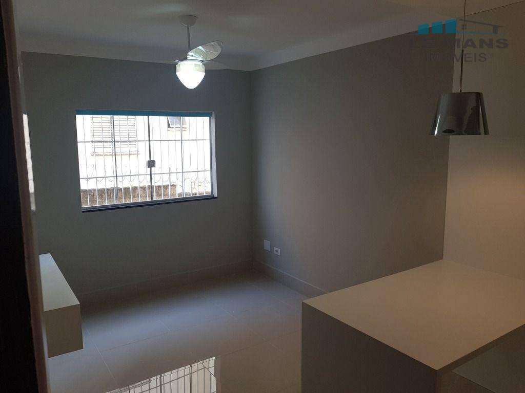 Apartamento à venda com 2 quartos, 64m² - Foto 1