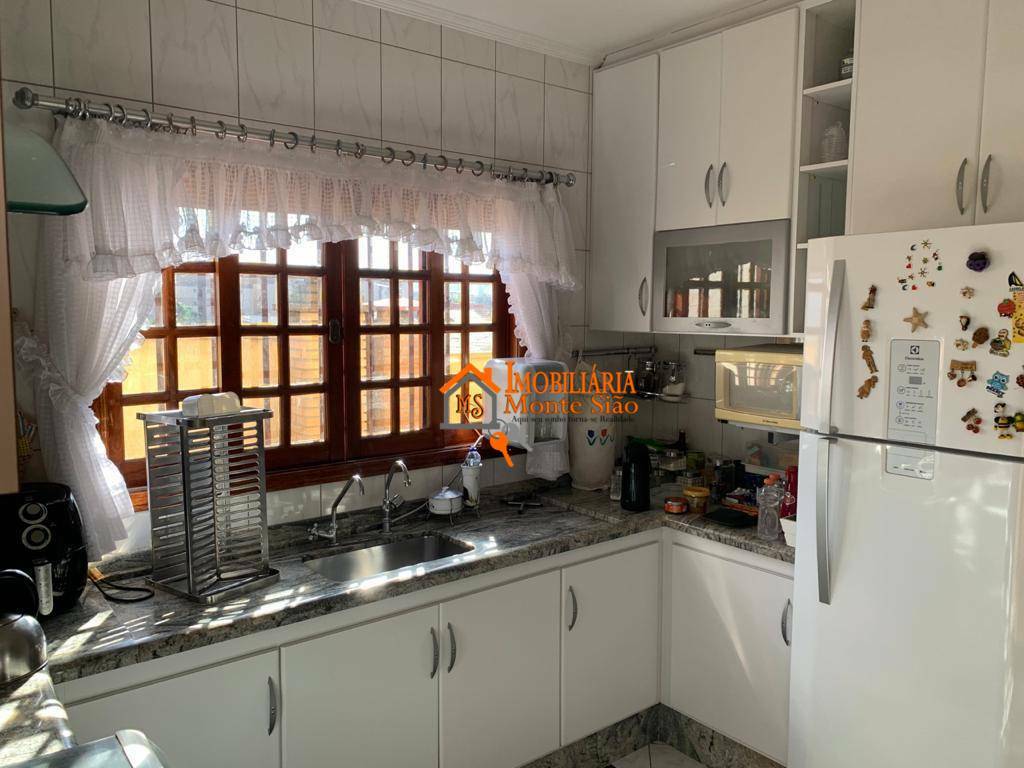 Sobrado à venda com 3 quartos, 180m² - Foto 12