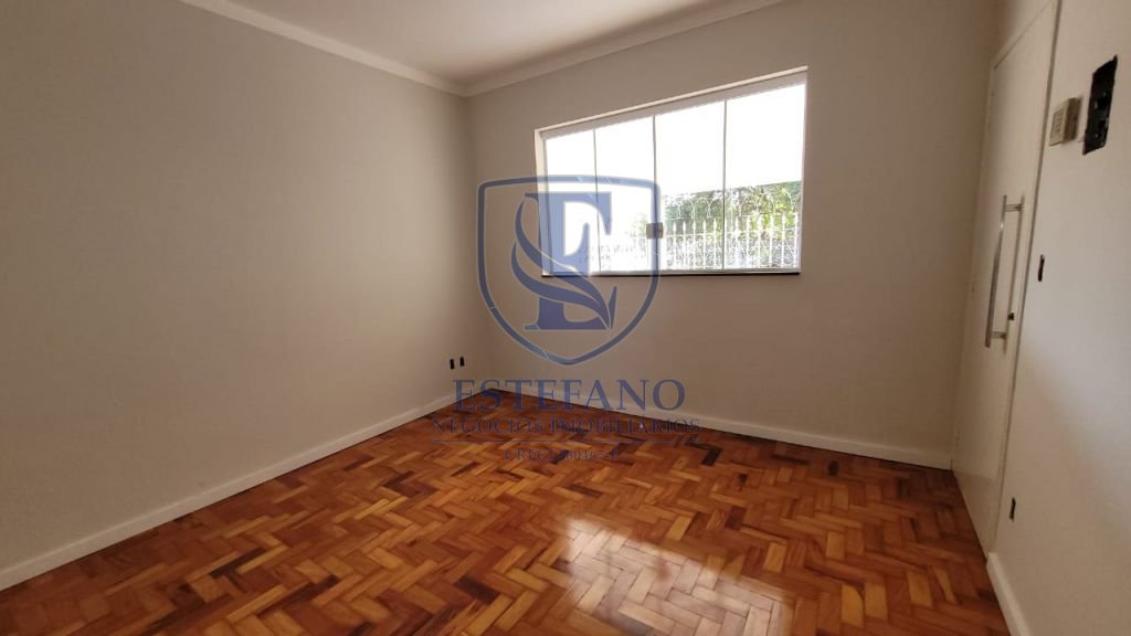 Casa à venda com 2 quartos, 218m² - Foto 12