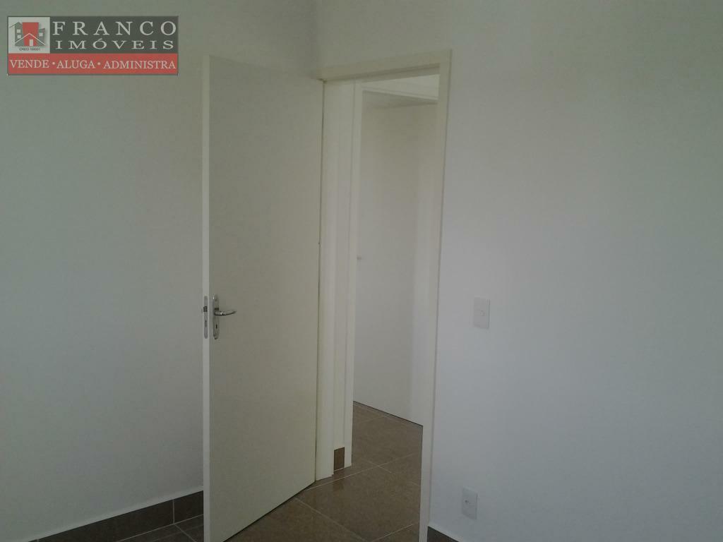 Apartamento à venda com 2 quartos, 63m² - Foto 11