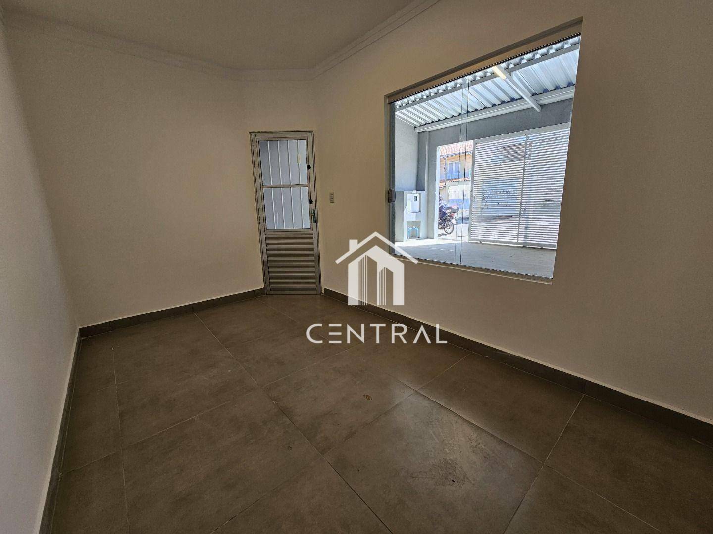 Casa à venda com 2 quartos, 75m² - Foto 1