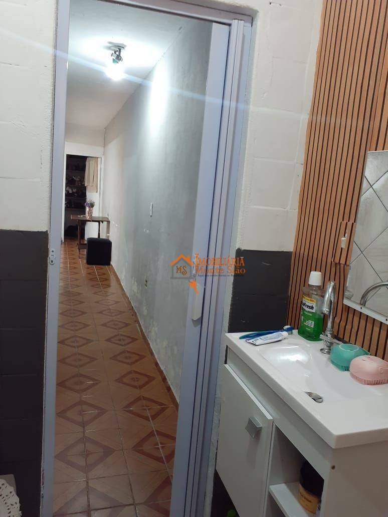 Casa à venda com 2 quartos, 180m² - Foto 9