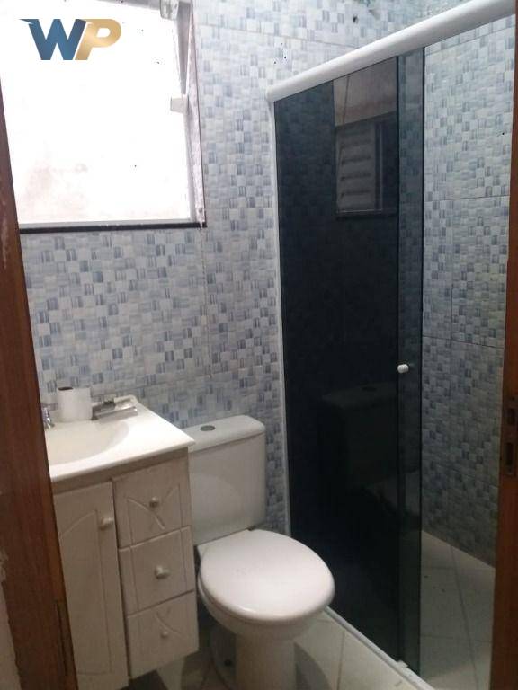 Casa para alugar com 1 quarto, 90m² - Foto 11