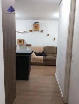 Apartamento à venda com 3 quartos, 75m² - Foto 10