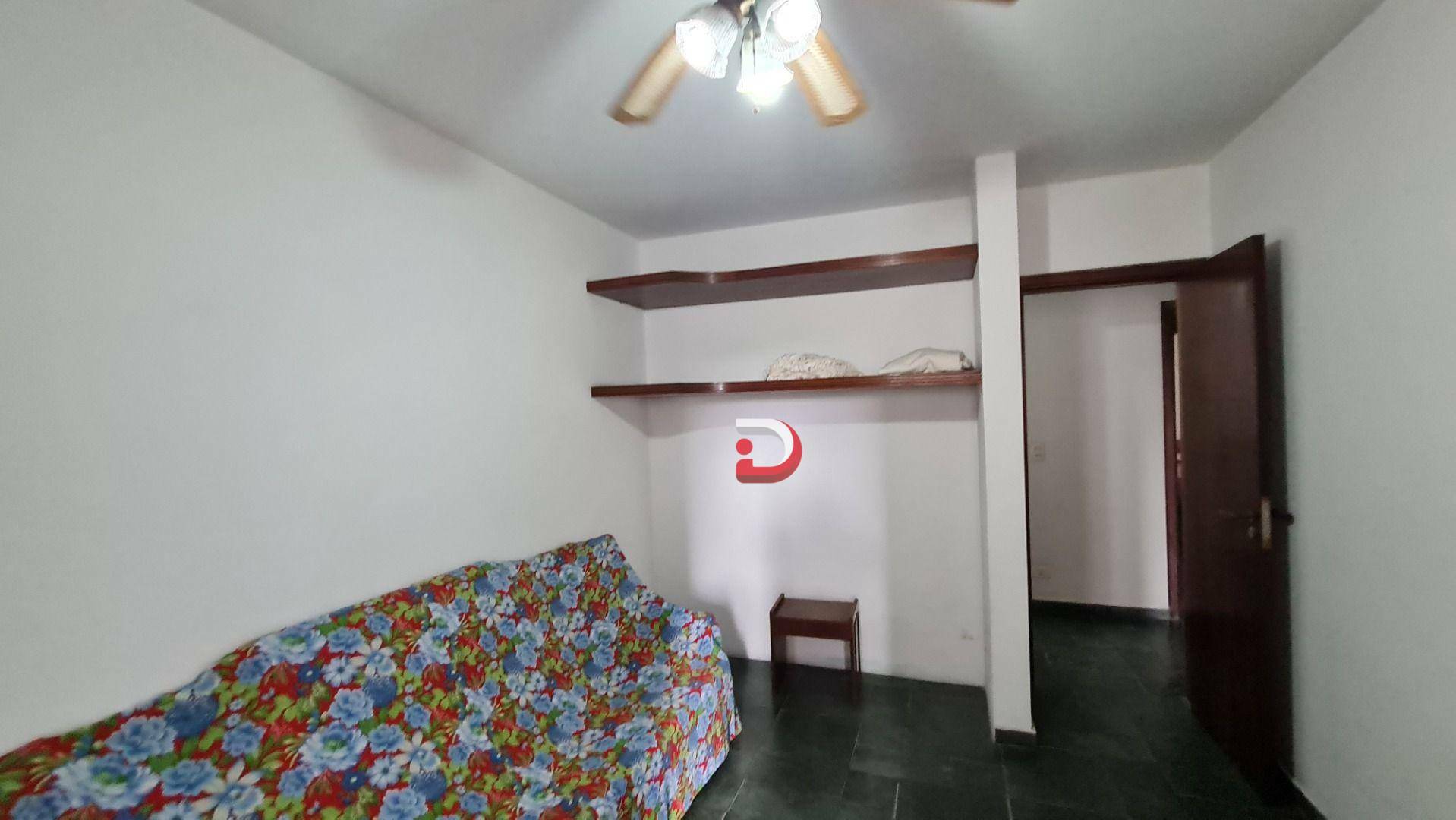 Apartamento para alugar com 3 quartos, 150m² - Foto 13