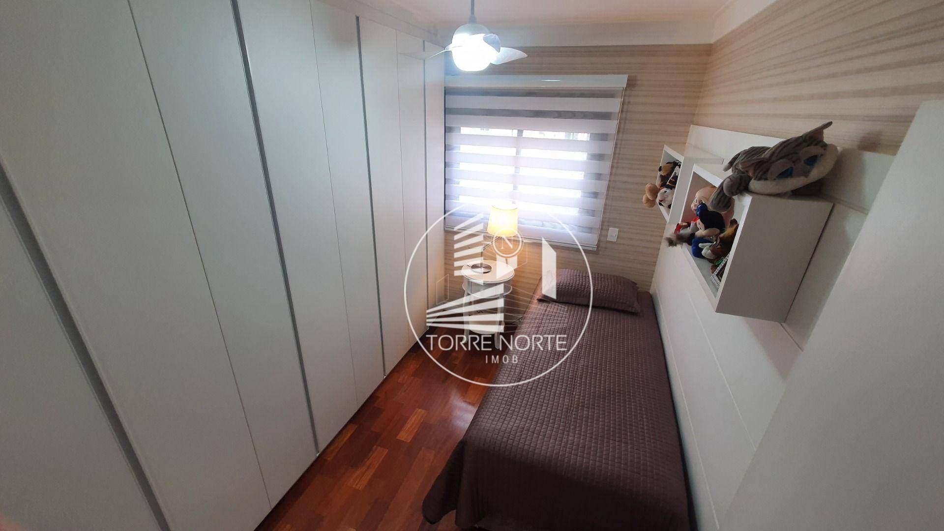 Apartamento à venda com 3 quartos, 160m² - Foto 18