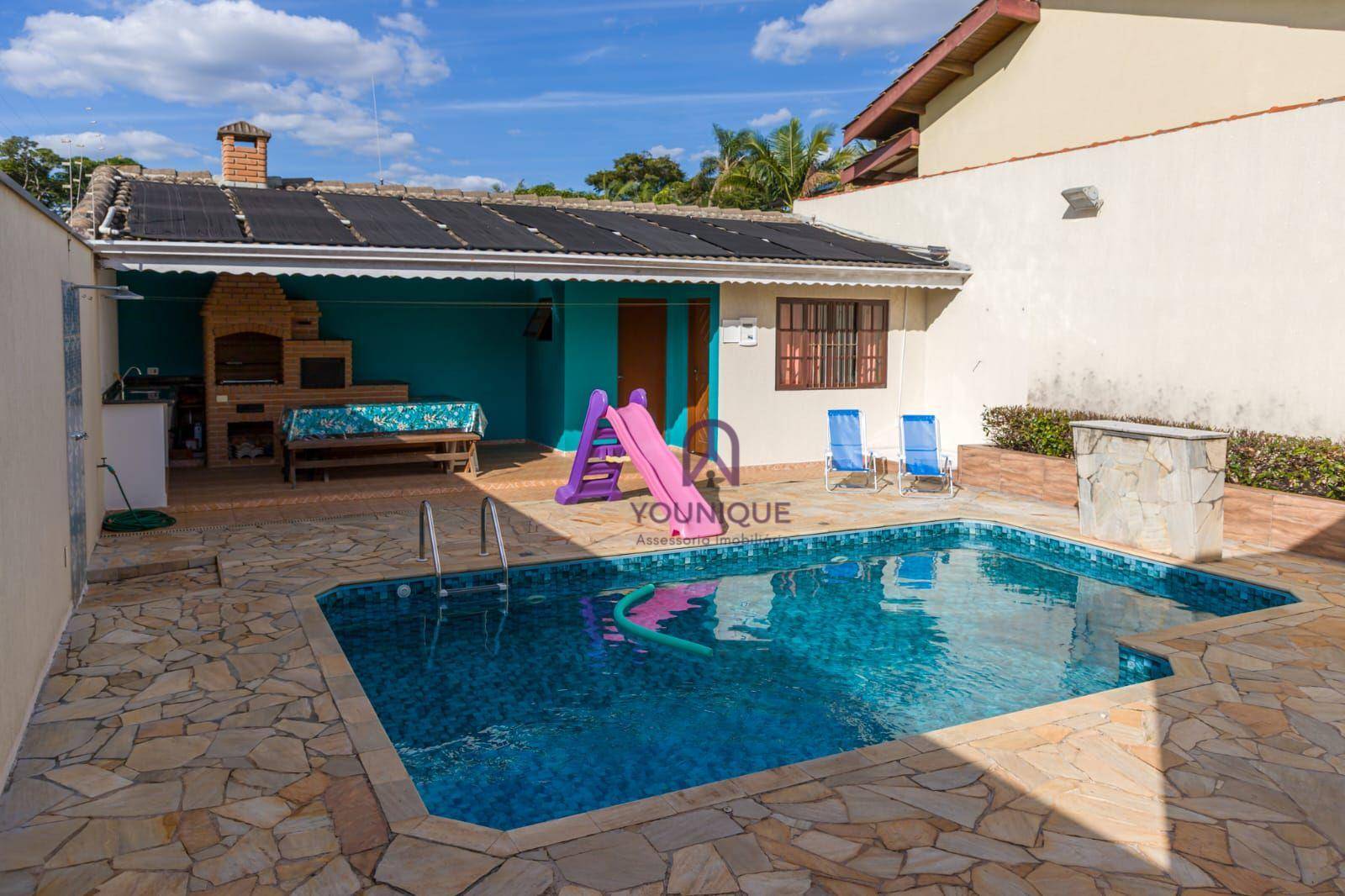Casa à venda com 3 quartos, 219m² - Foto 6