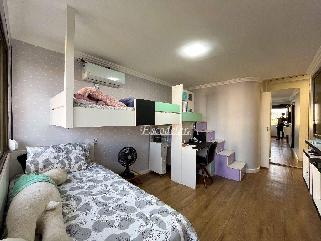 Apartamento à venda com 3 quartos, 200m² - Foto 65