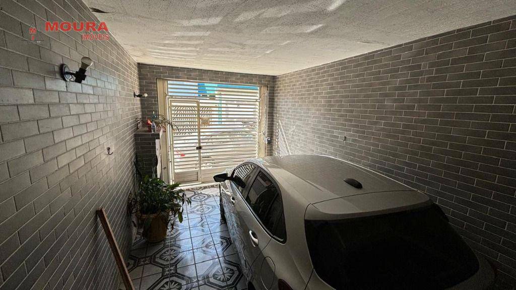 Sobrado à venda com 3 quartos, 115m² - Foto 1